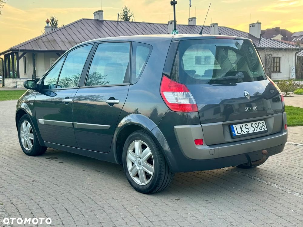 Renault Scenic 1.5 dCi Confort Authentique - 4