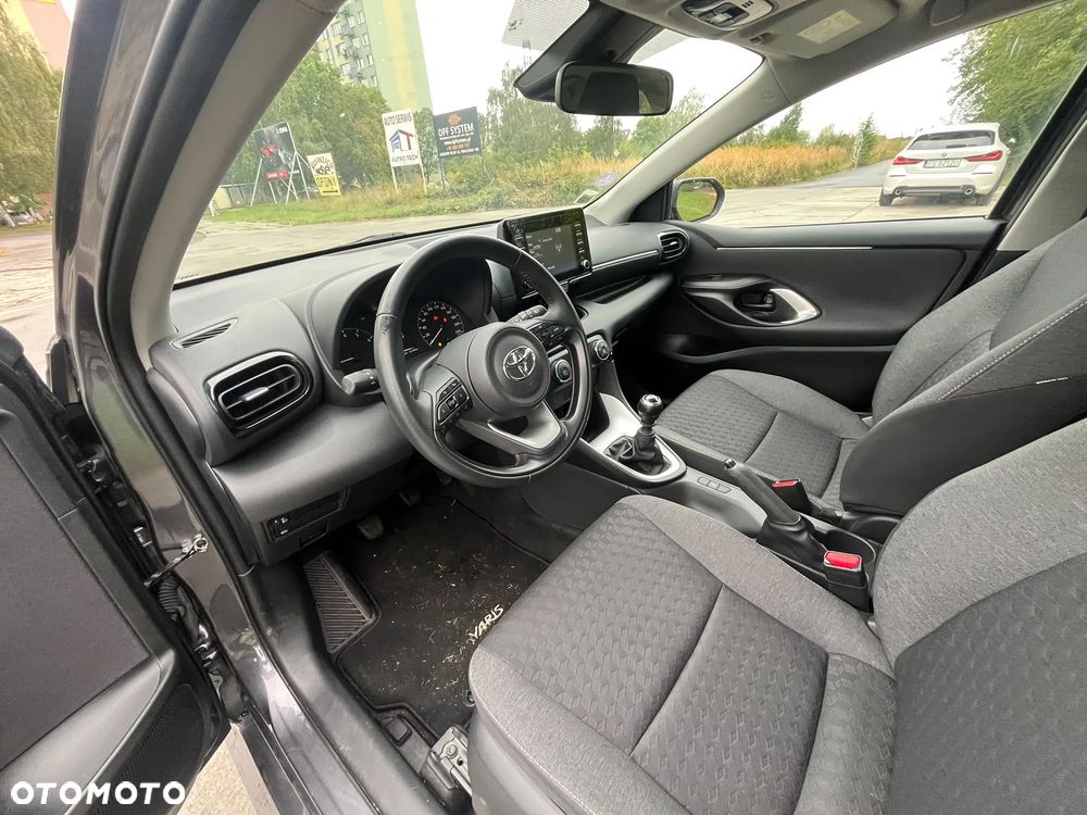 Toyota Yaris 1.5 Comfort - 14
