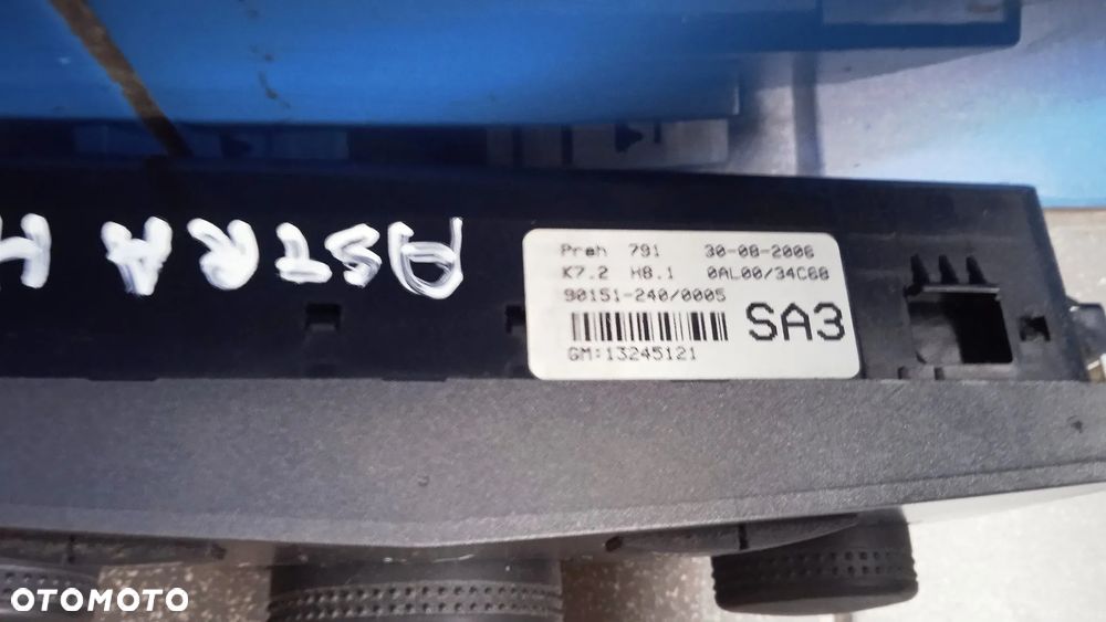 Panel Sterownia Klimatyzacji Nawiewu Opel Astra III H - 17