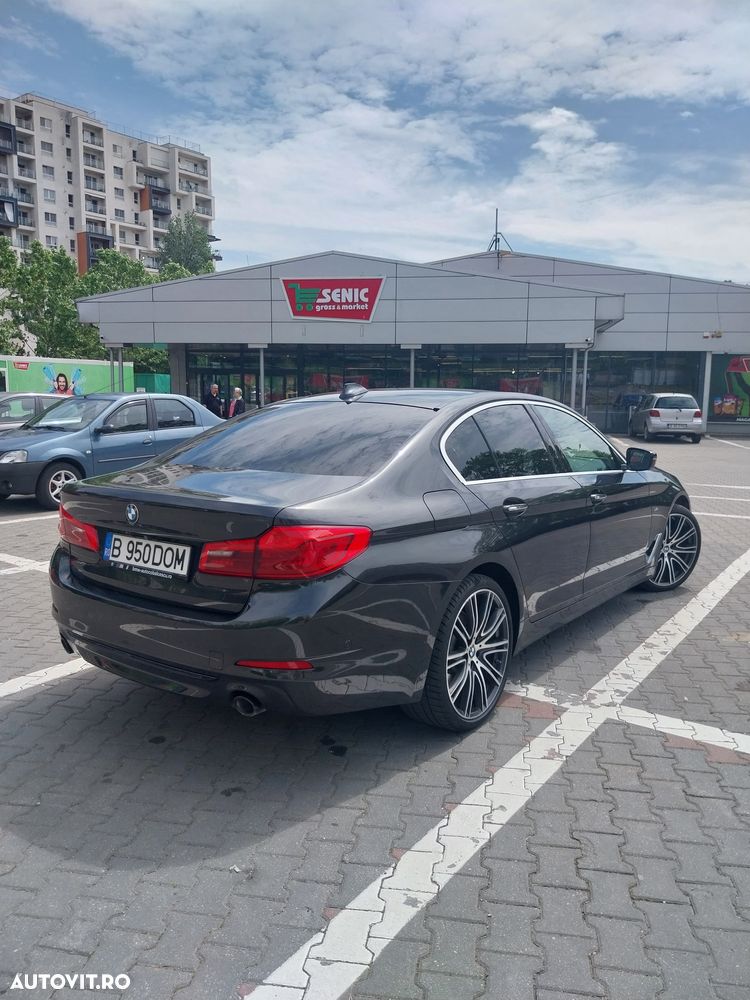 BMW Seria 5 520d xDrive AT - 9