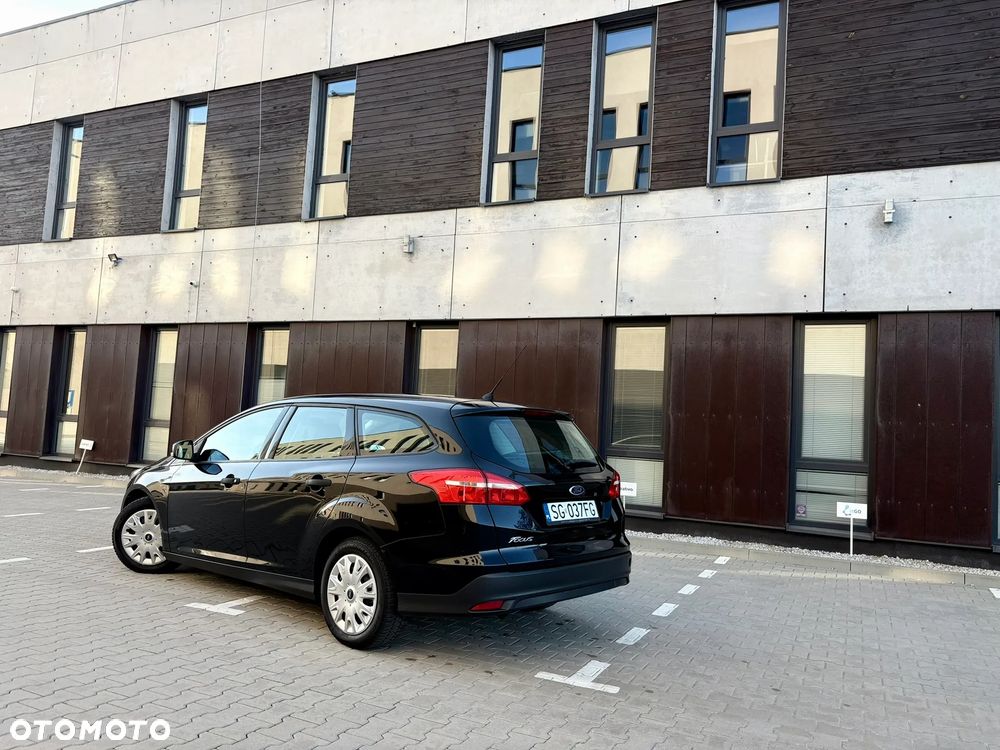 Ford Focus 1.0 EcoBoost Edition - 17