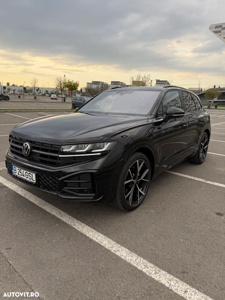 Volkswagen Touareg V6 TDI 4MOTION R-Line - 2