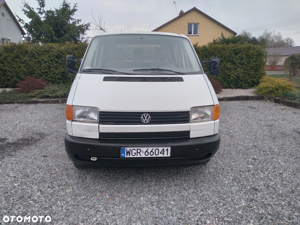 Volkswagen Transporter - 2