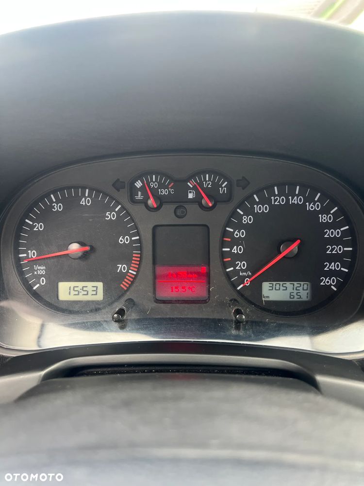 Volkswagen Golf 1.6 - 19