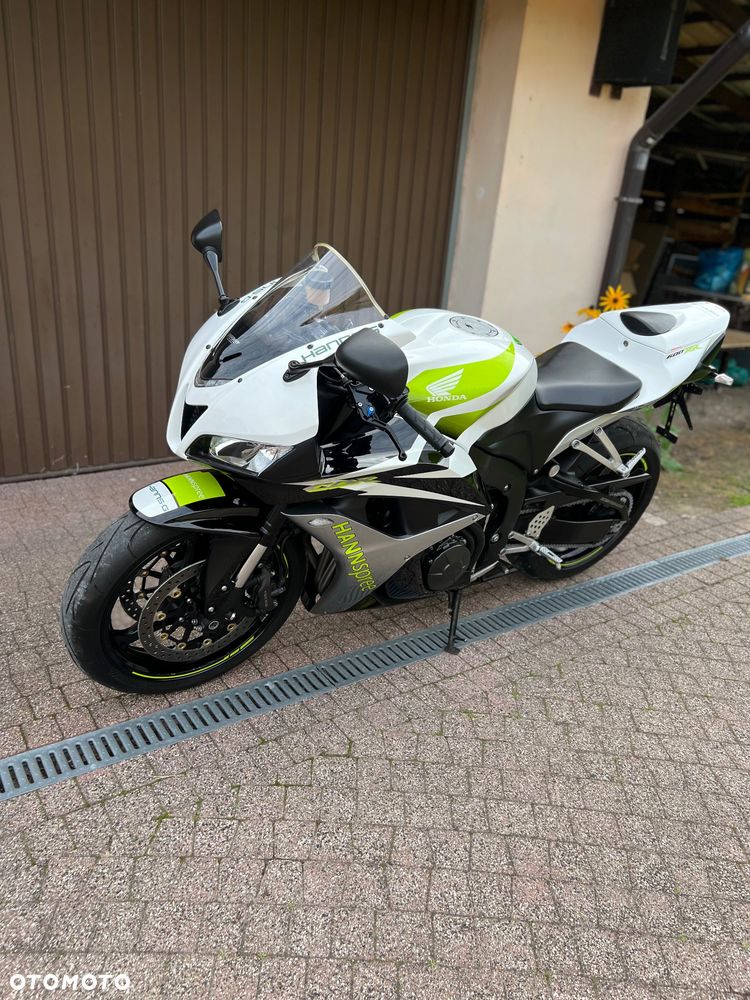 Honda CBR - 6