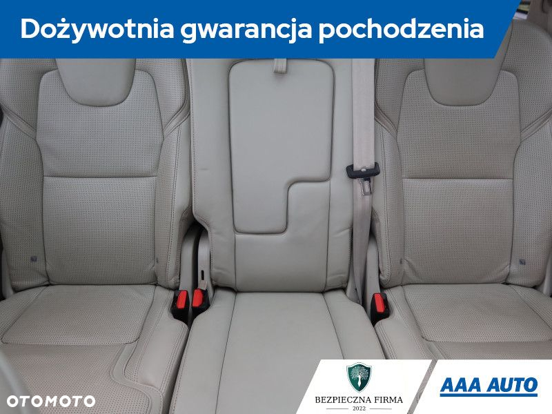 Volvo XC 90 - 11
