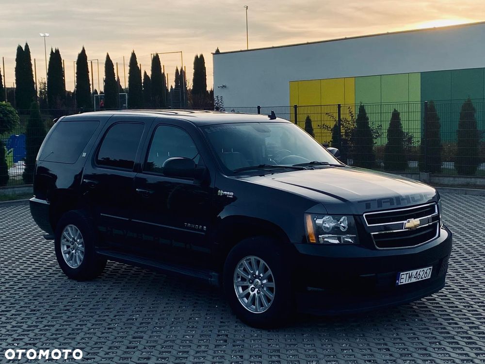 Chevrolet Tahoe - 15
