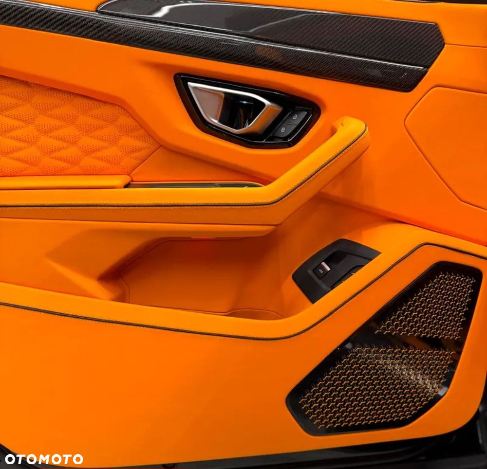 Lamborghini Urus - 7