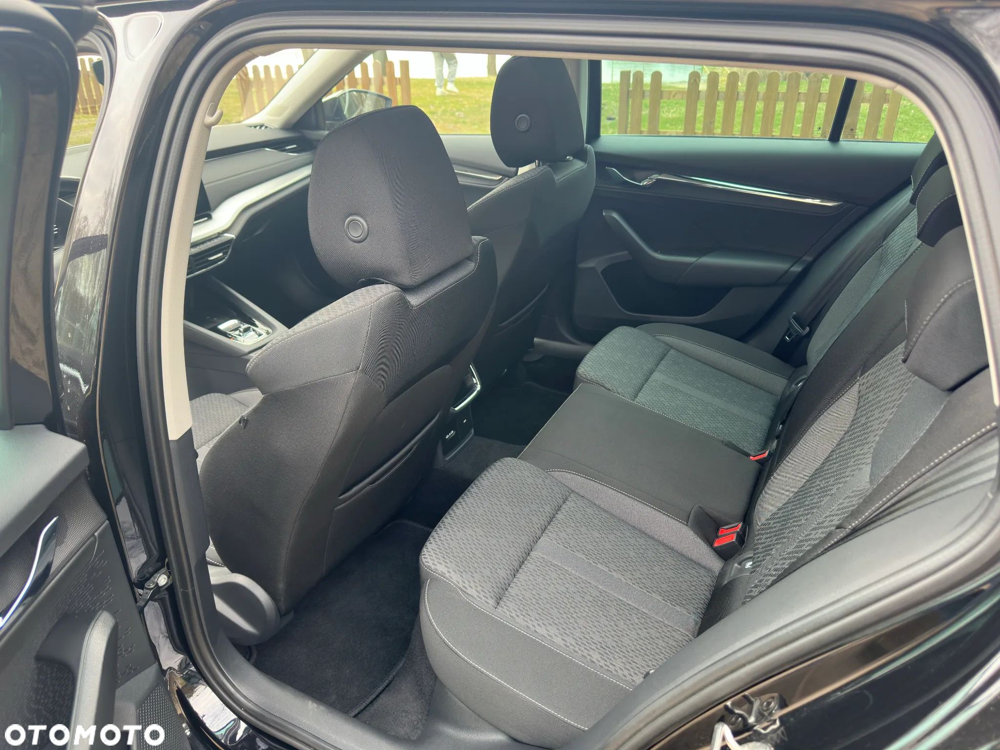 Skoda Octavia 2.0 TDI Ambition DSG - 22