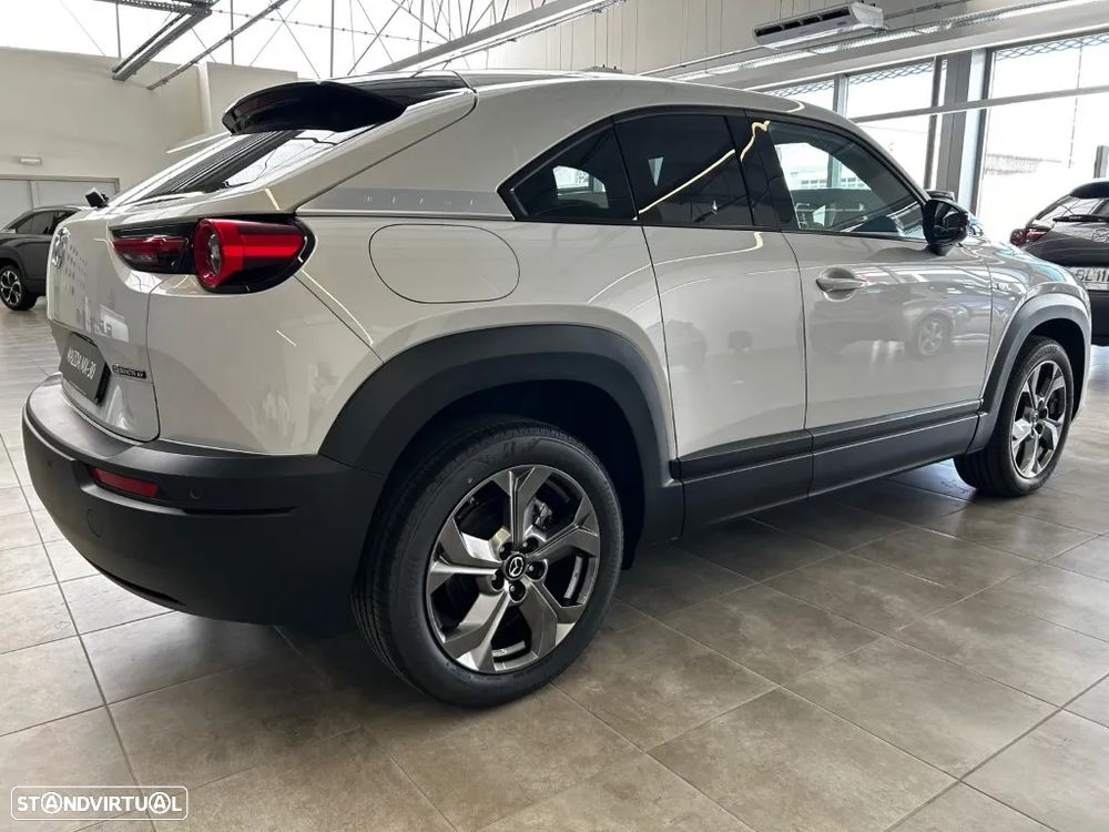 Mazda MX-30 e-Skyactiv Makoto Urban Expression - 2