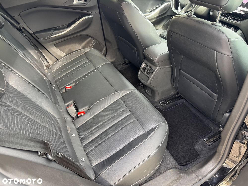 Opel Grandland X Plug-in-Hybrid4 1.6 DI Start/Stop Ultimate - 16