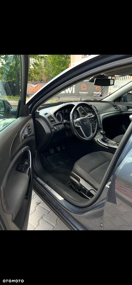 Opel Insignia 1.8 - 9