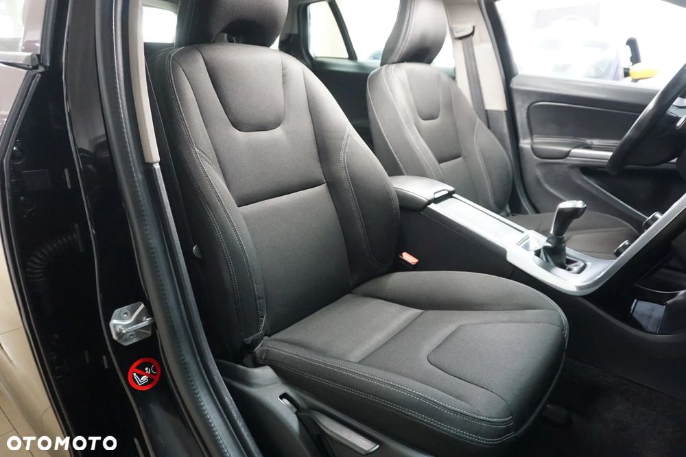 Volvo V60 D2 Kinetic - 21