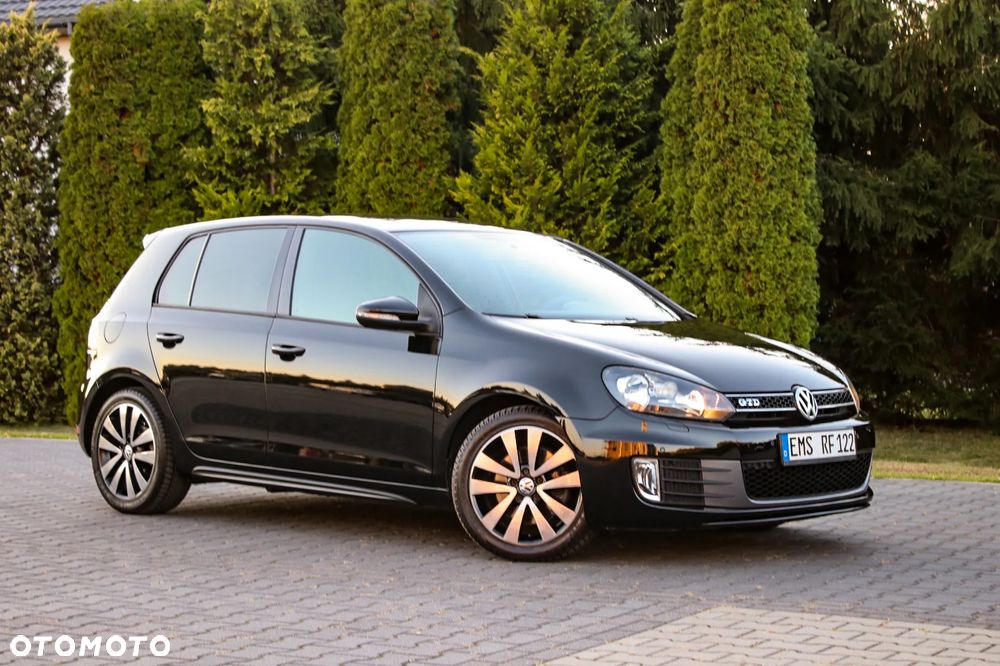 Volkswagen Golf 2.0 TDI DPF GTD - 2