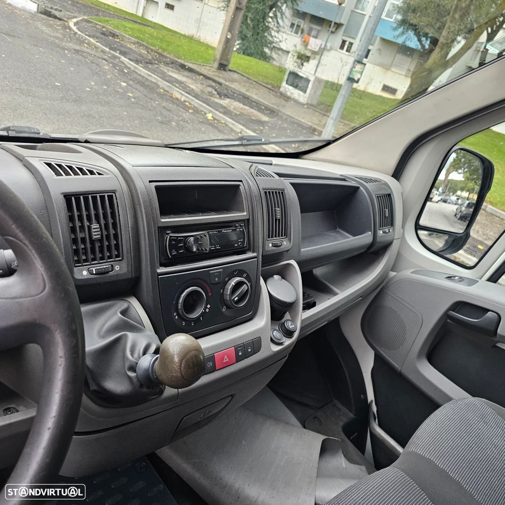 Peugeot Boxer 2.2 HDI A/C - 19