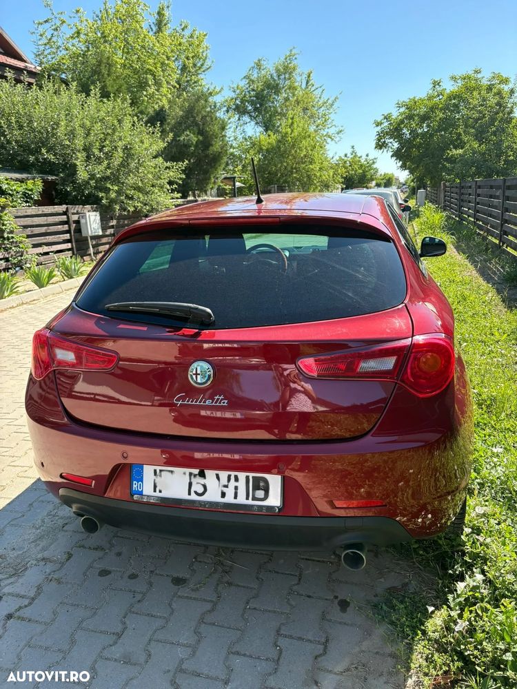 Alfa Romeo Giulietta 2.0 JTDM 20V TCT Lusso - 5