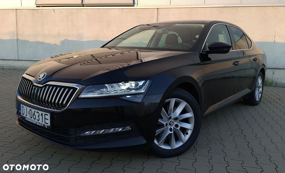Skoda Superb 2.0 TDI SCR 4x4 Ambition DSG - 2