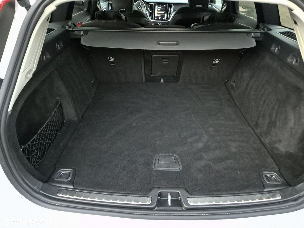 Volvo V60 B3 B Geartronic Momentum Pro - 5