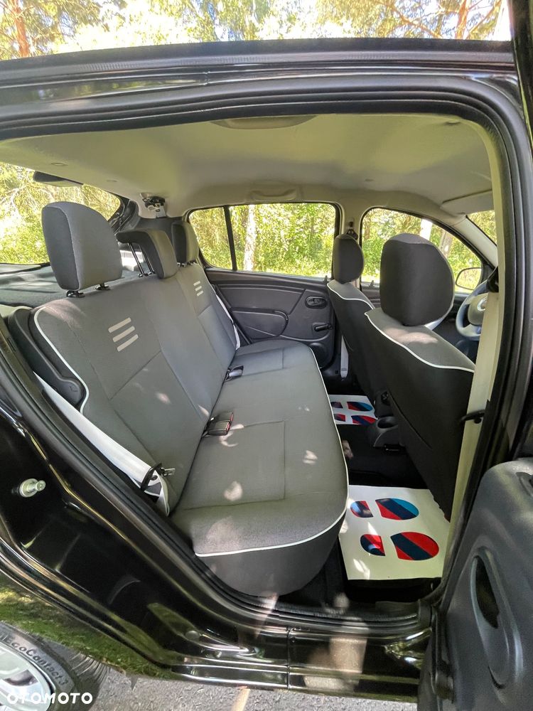 Dacia Sandero 1.2 16V Laureate - 24