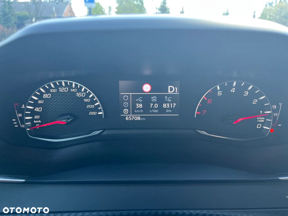 Peugeot 208 1.2 PureTech Active Pack S&S EAT8 - 8