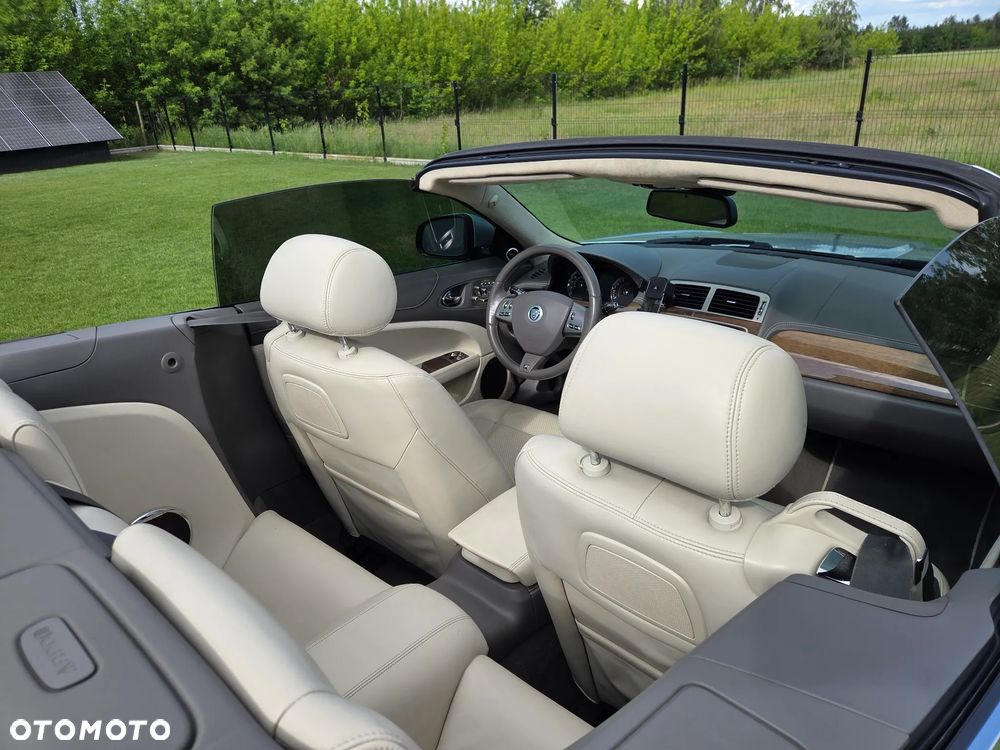 Jaguar XK XKR - 10