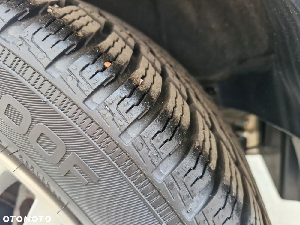 Toyota C-HR 2.0 Hybrid Executive - 21