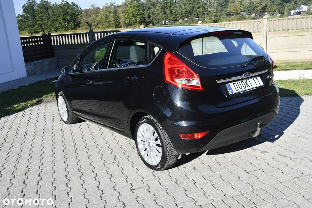 Ford Fiesta - 11