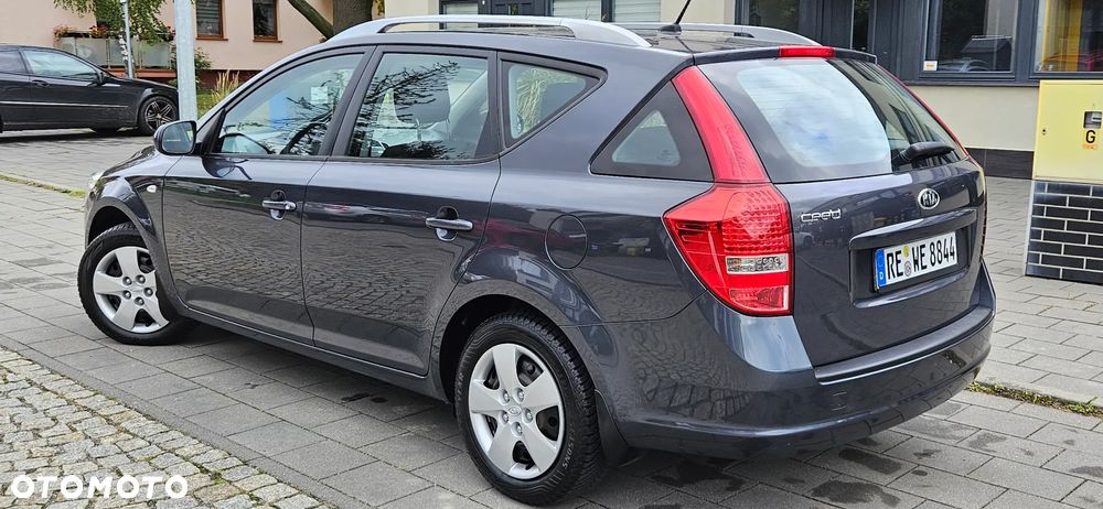 Kia Ceed 1.4 CVVT EX - 28