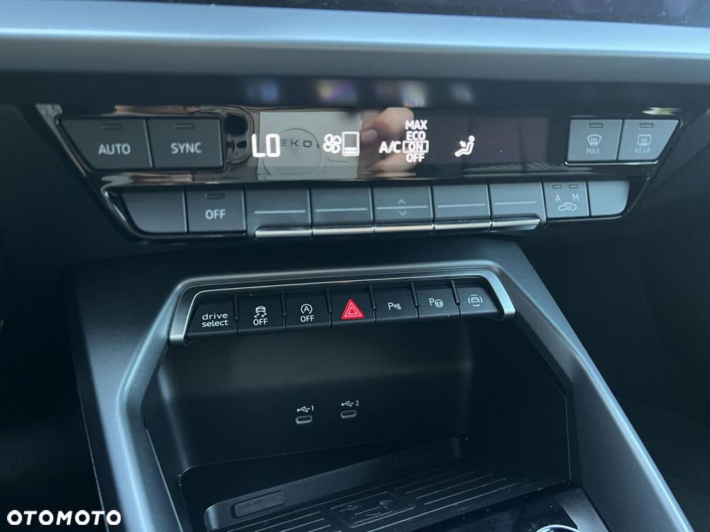 Audi A3 Sportback 35 TFSI mHEV S tronic - 24