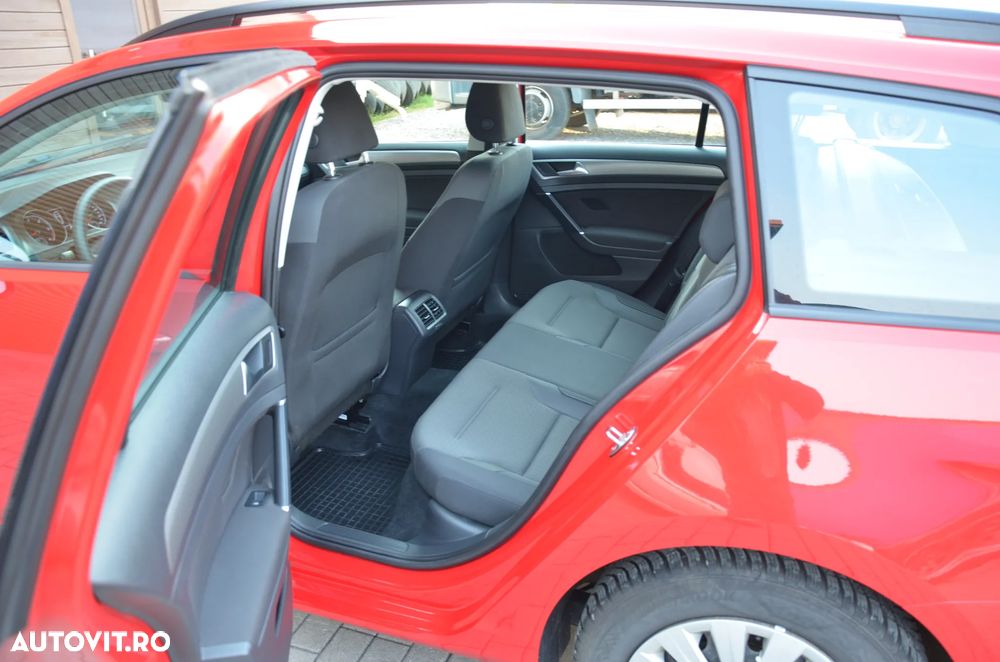 Volkswagen Golf 1.6 TDI DPF BMT DSG Trendline - 22