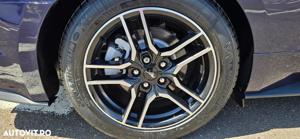 Ford Mustang 2.3 EcoBoost Aut. - 34