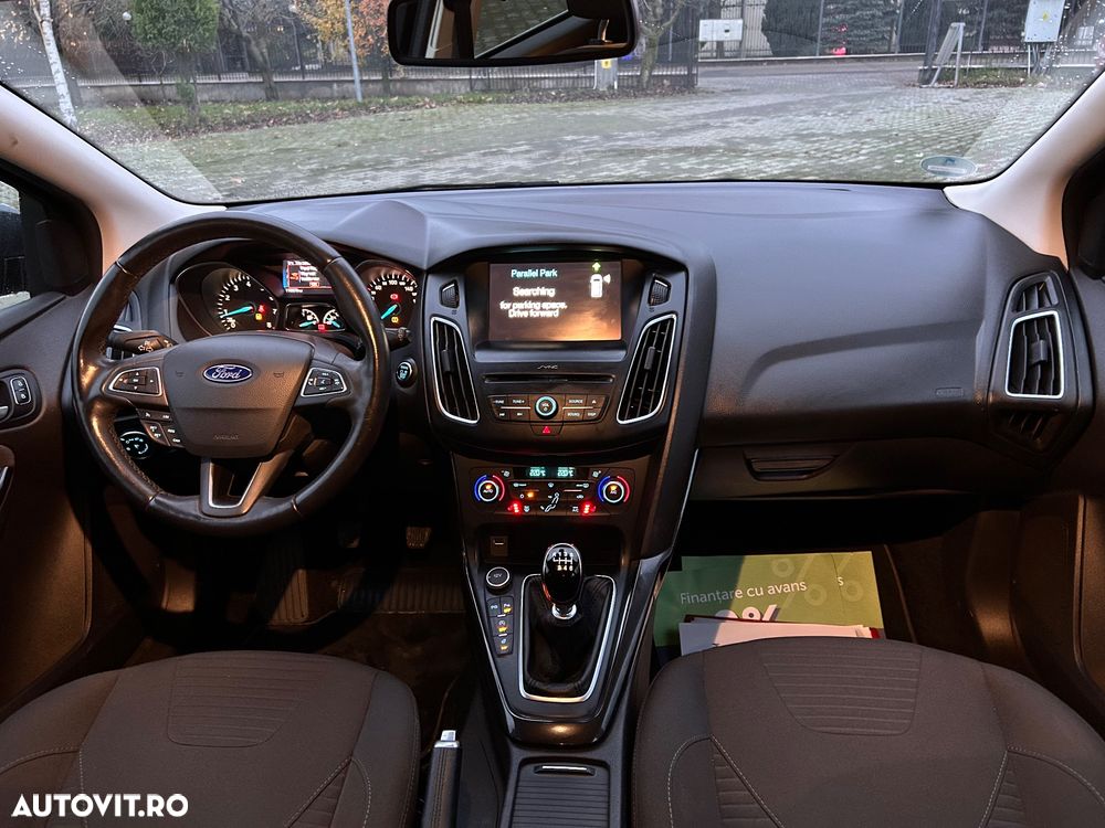 Ford Focus Turnier 1.5 EcoBoost Start-Stopp-System Titanium - 6