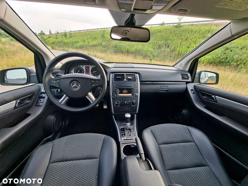 Mercedes-Benz Klasa B 170 Autotronic Grand Edition - 28