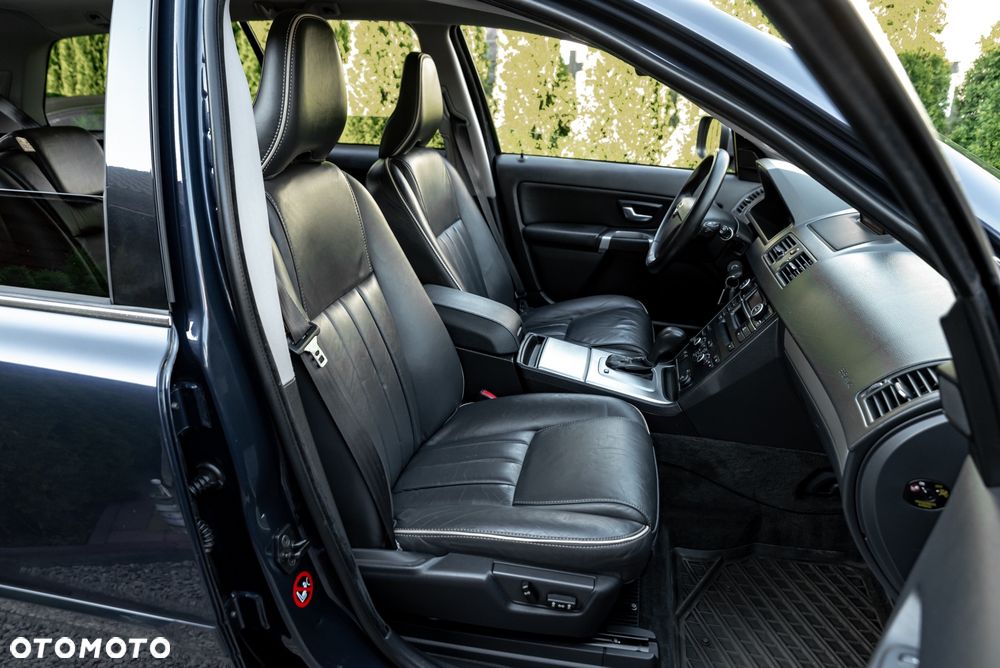Volvo XC 90 D5 AWD Geartonic Summum - 24