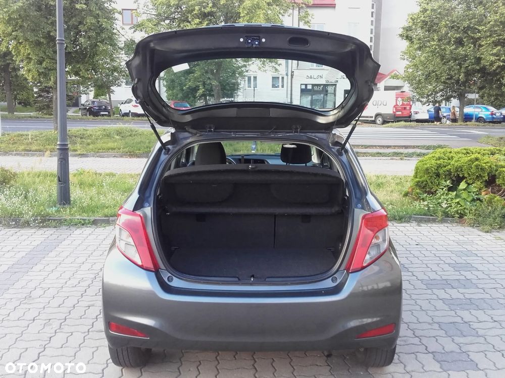Toyota Yaris - 22