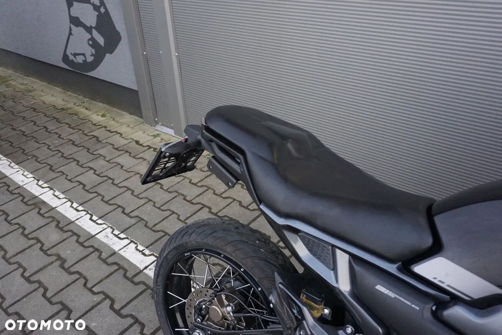 Zontes 125 G1 Spoke - 13