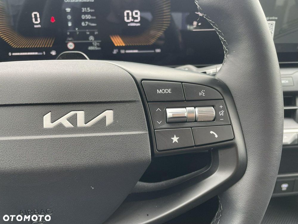Kia K4 - 22