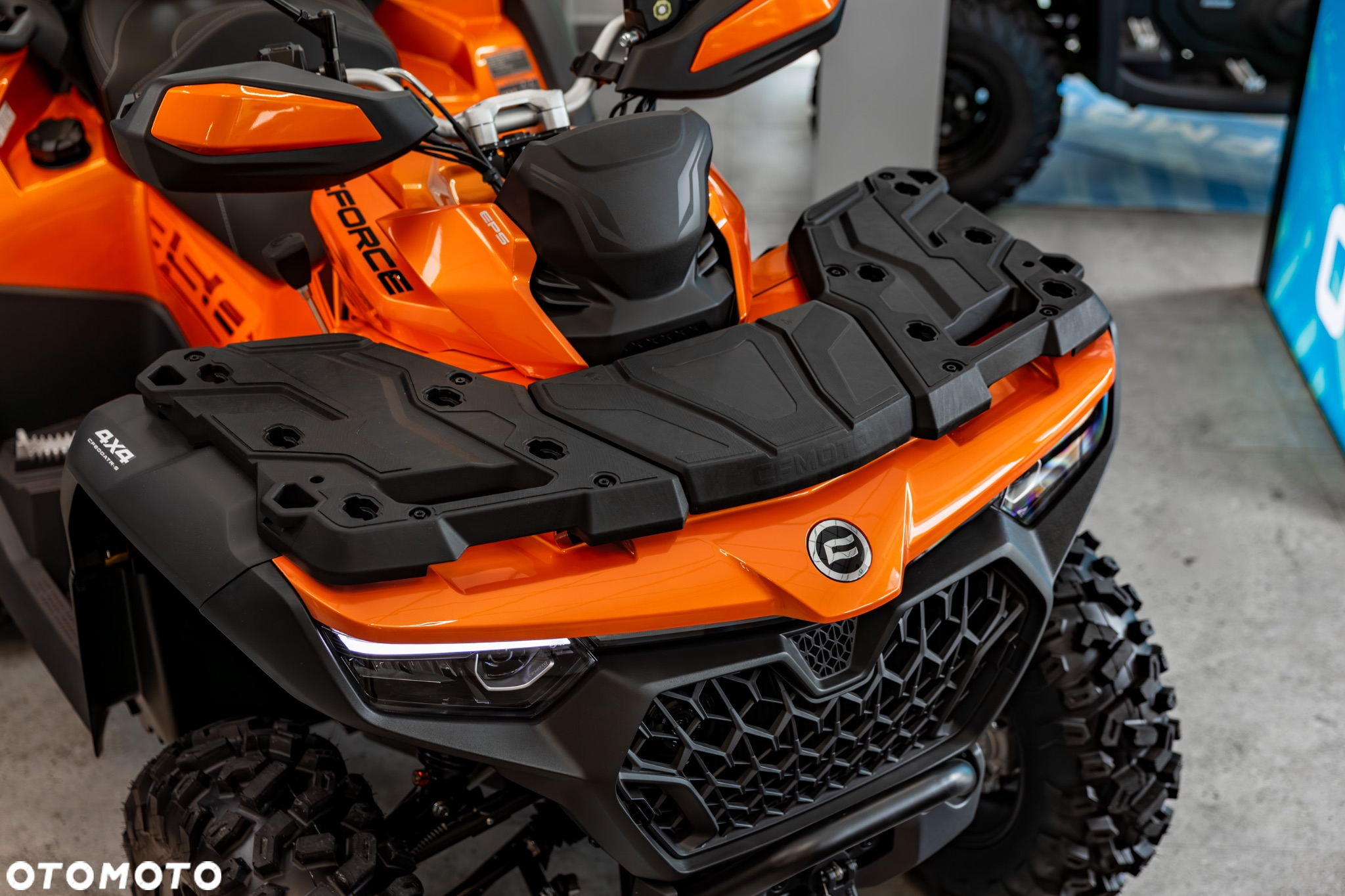 CFMoto CForce - 9