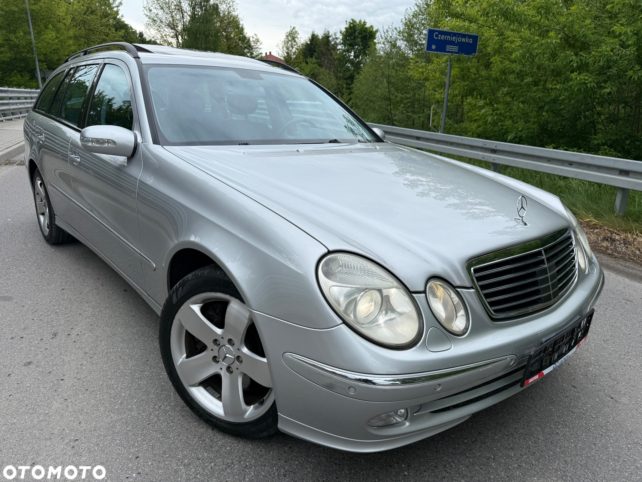 Mercedes-Benz Klasa E 500 T 4Matic Automatik Avantgarde - 5