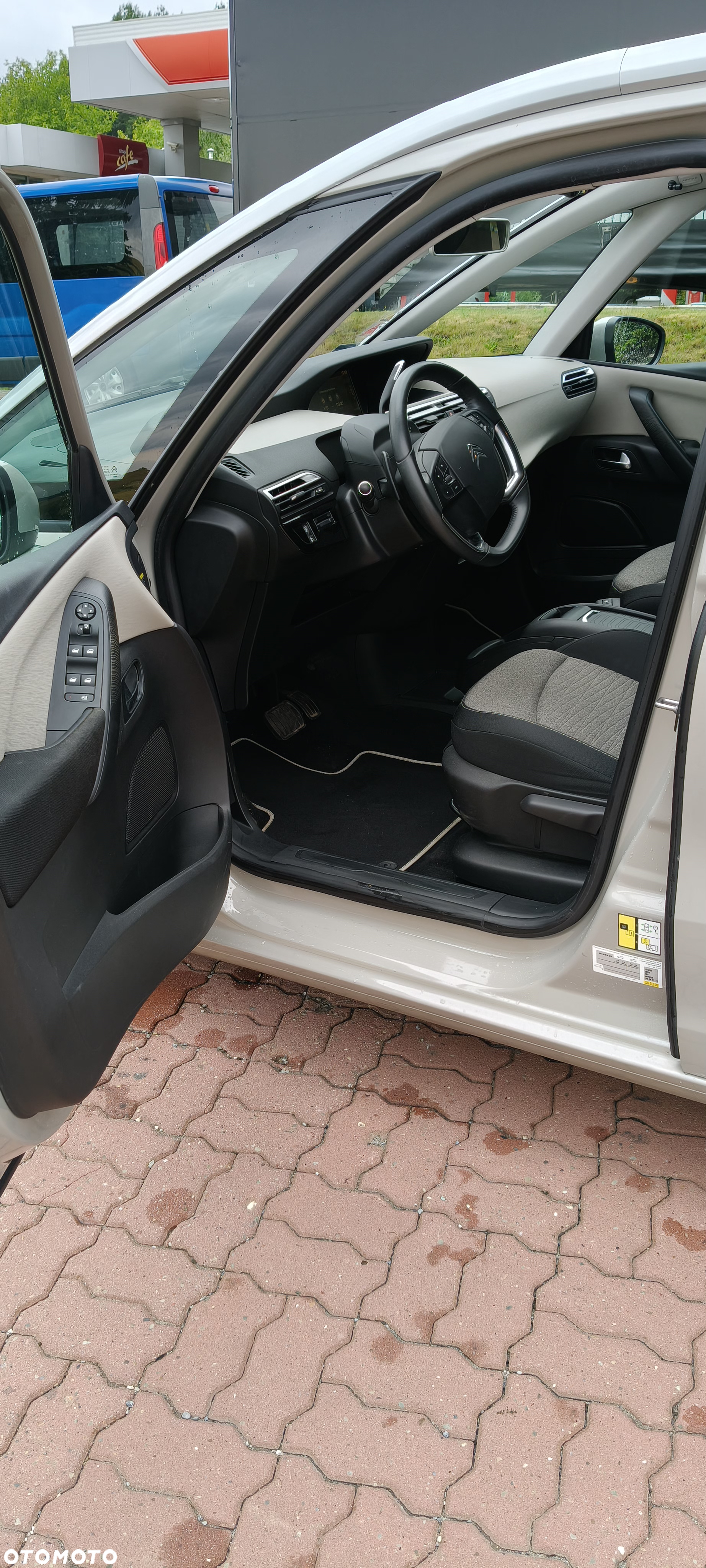 Citroën C4 SpaceTourer Grand 1.2 PureTech Shine S&S EAT8 - 10