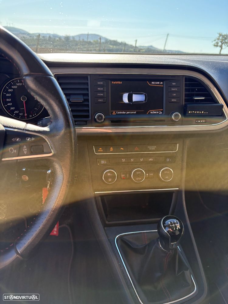 SEAT Leon ST 2.0 TDI FR S/S - 9