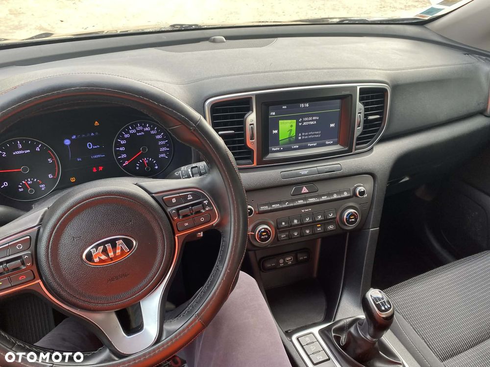 Kia Sportage - 10