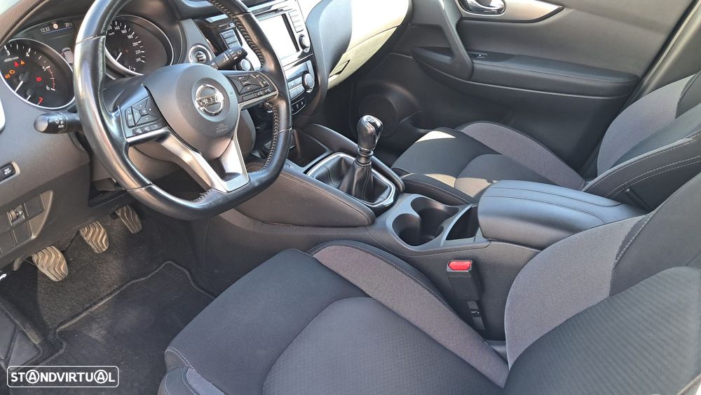 Nissan Qashqai 1.5 dCi N-Connecta J18 - 7