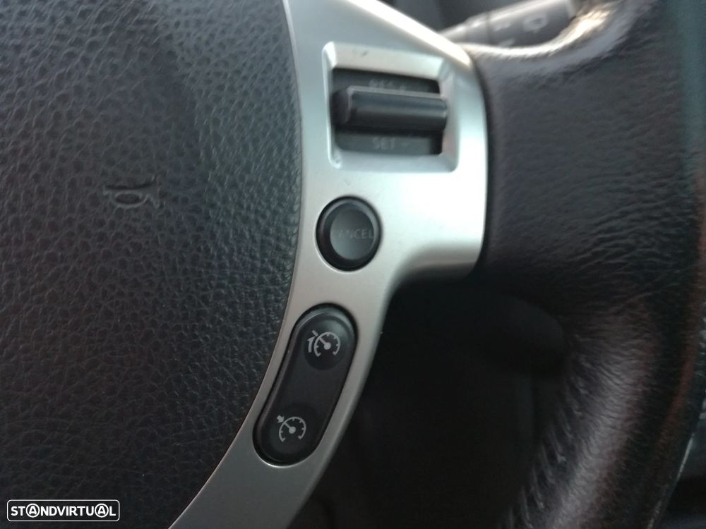 Nissan Qashqai 1.6 dCi Tekna Premium - 22