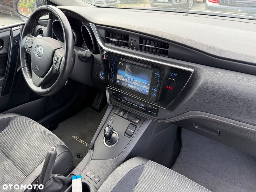 Toyota Auris - 39