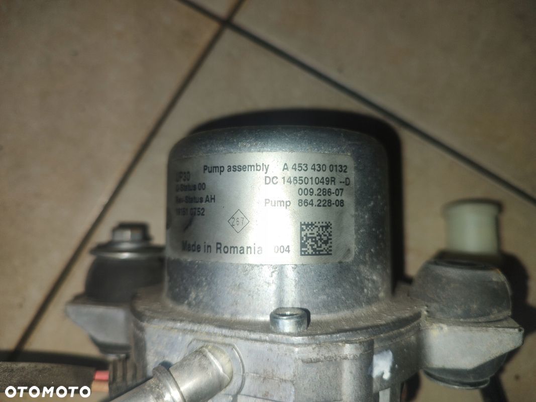 KANGOO II LIFT Z.E. POMPA VACUM A4534300132 - 1
