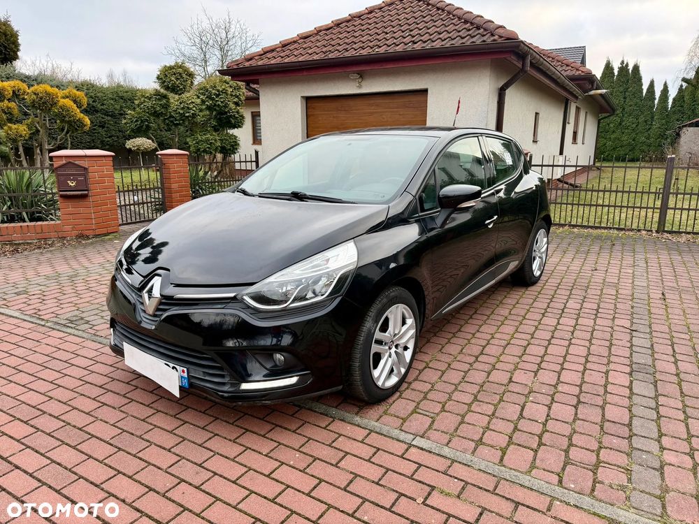 Renault Clio - 1