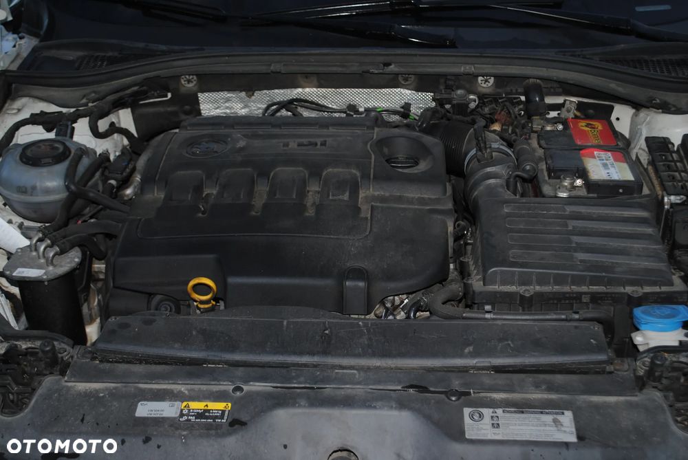 Skoda Superb 2.0 TDI 4x4 L&K DSG - 11