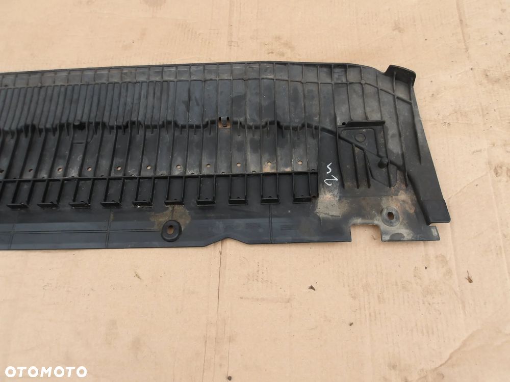 OSLONA PLYTA POD ZDERZAK AUDI A4 B8 S LINE 8K0807611B - 2