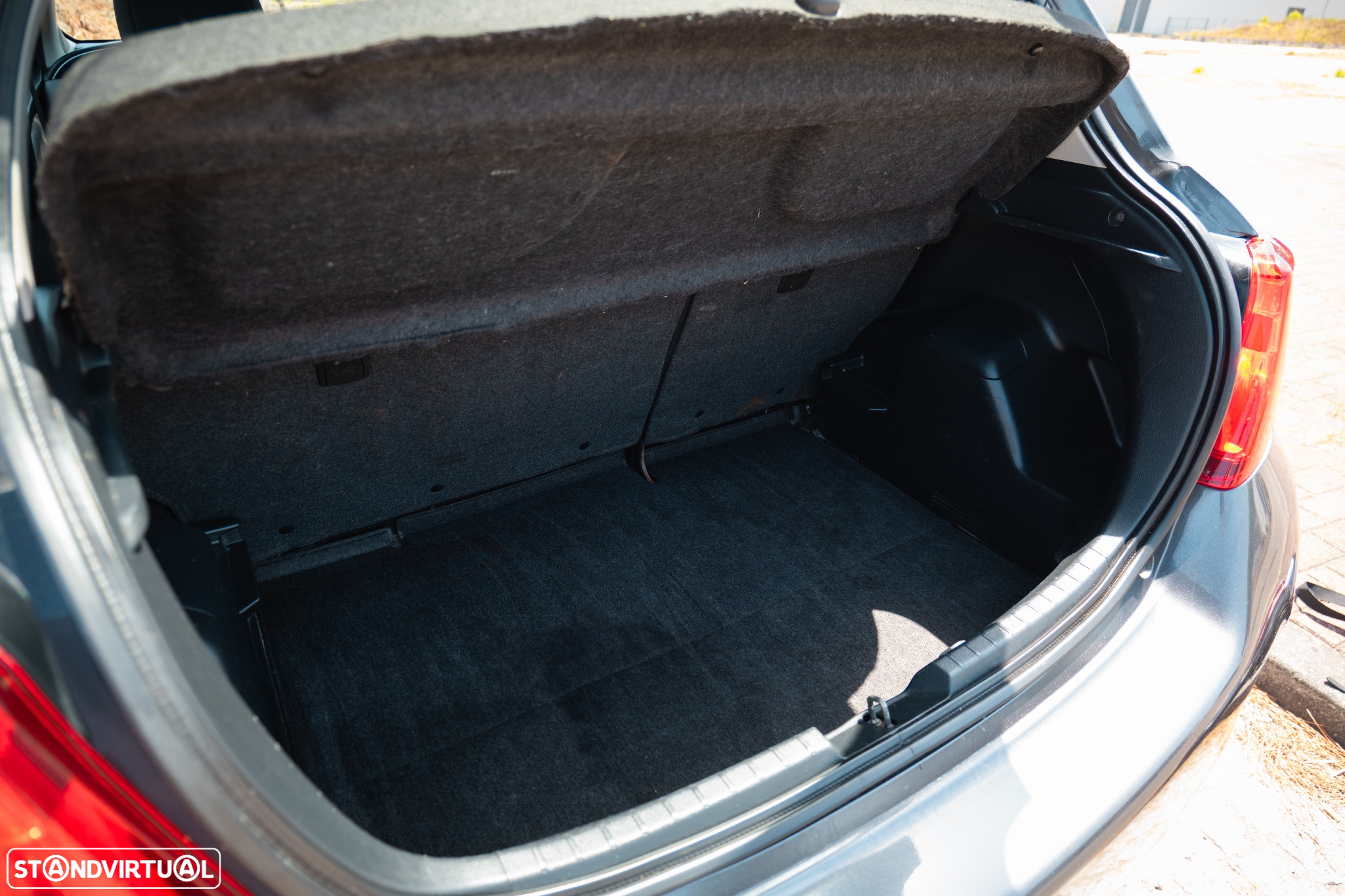 Toyota Yaris 1.0 VVT-i Comfort +PS Style +P.Techno - 24
